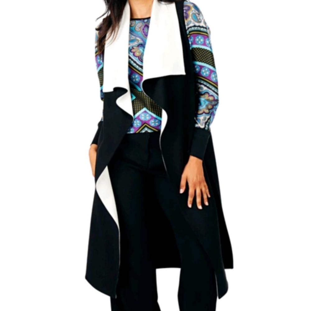 NEW Tracy Moore by Freda's Contrast Vest B&W